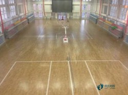 小學松木舞臺地板施工
