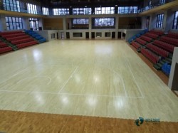 實木運動場館木地板保養方法